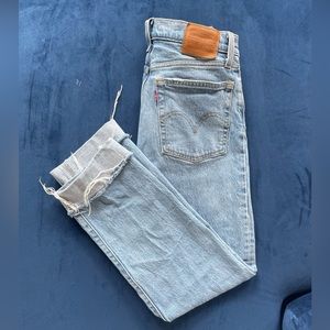 Levi’s wedgie straight jeans